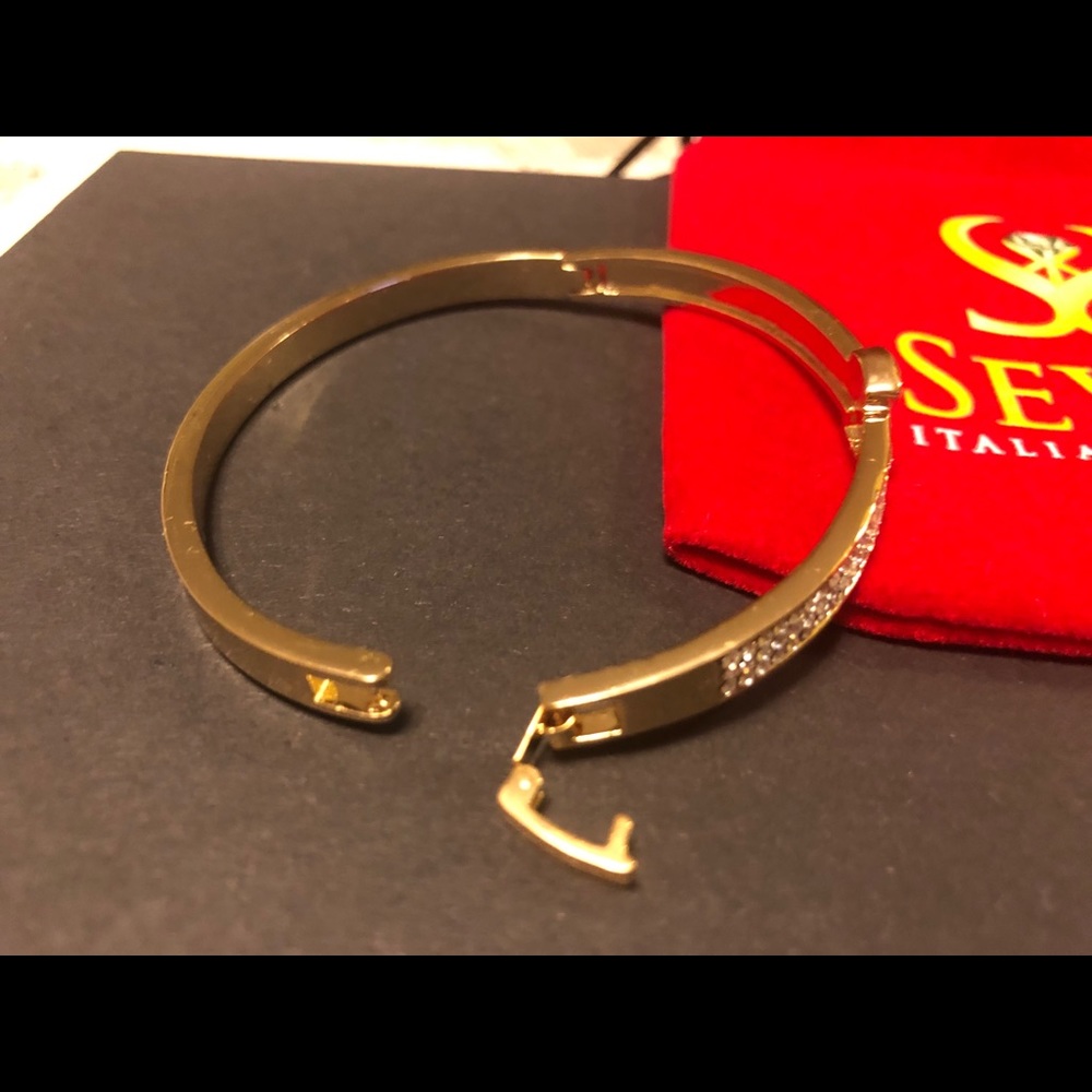 Gold plated bangle. - Picture 3 of 6